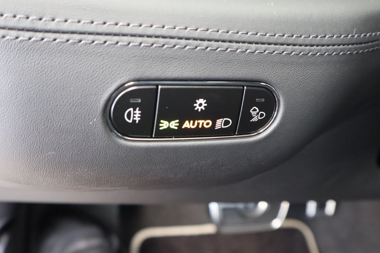 2026 Bentley Bentayga Azure V8