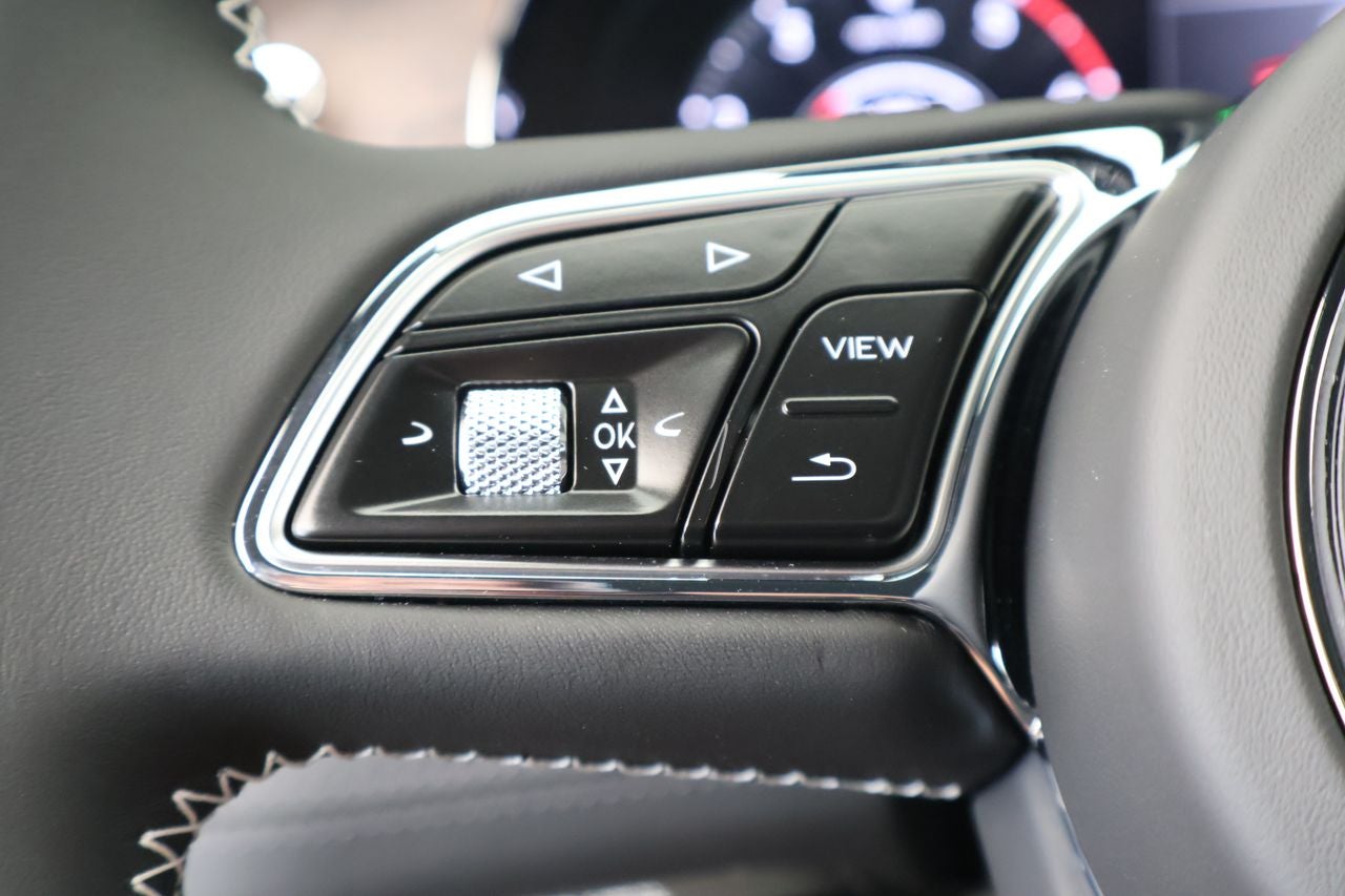 2026 Bentley Bentayga Azure V8