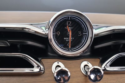2026 Bentley Bentayga Azure V8
