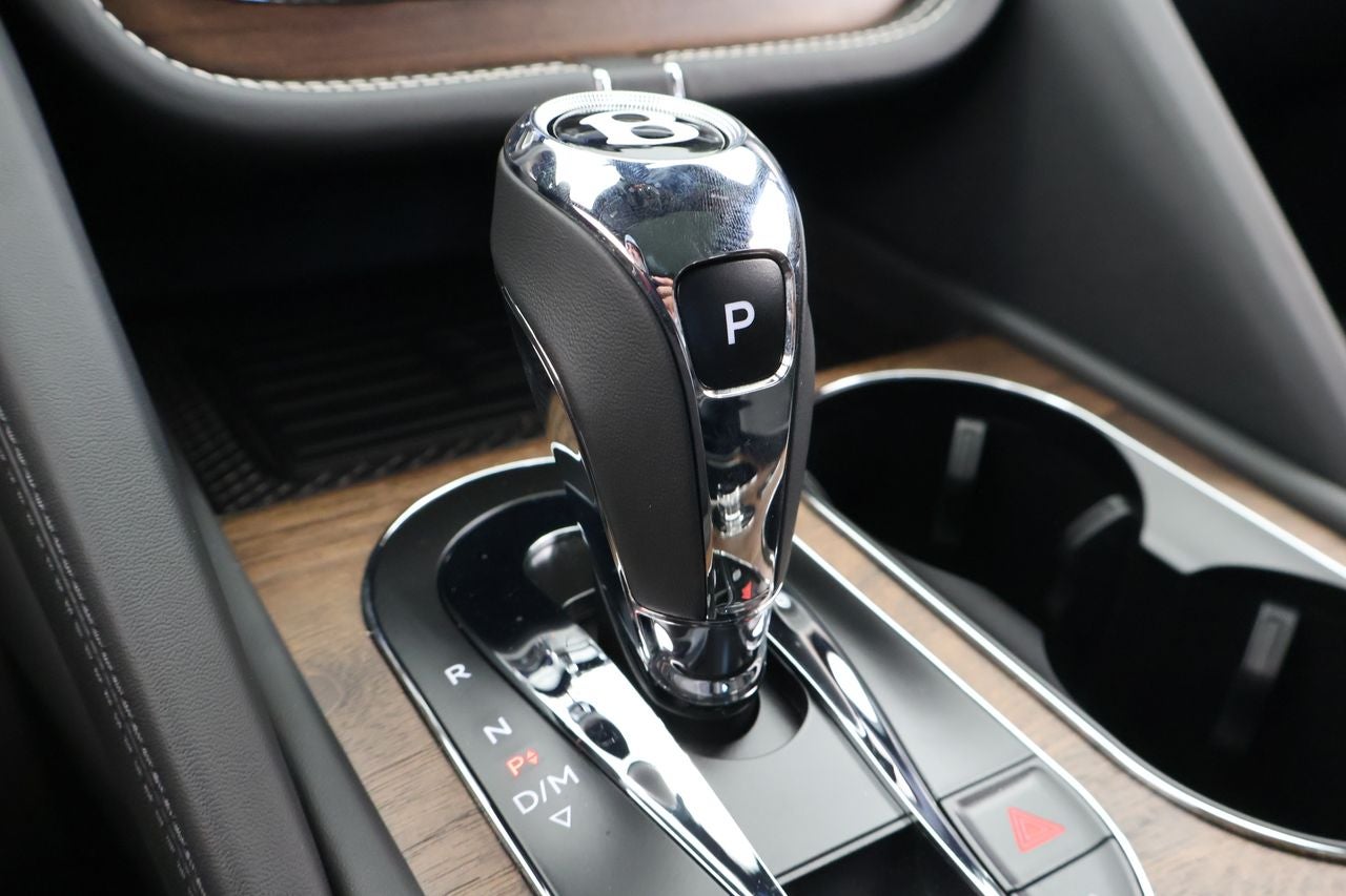 2026 Bentley Bentayga Azure V8