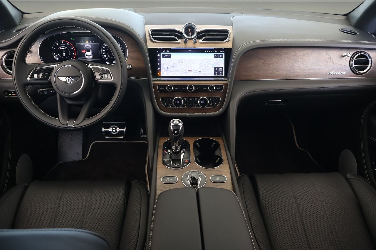 2026 Bentley Bentayga Azure V8