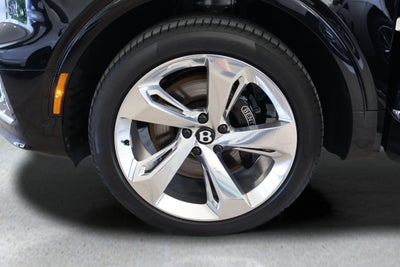 2026 Bentley Bentayga Azure V8