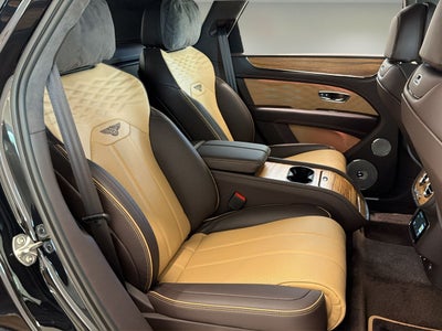 2027 Bentley Bentayga Azure