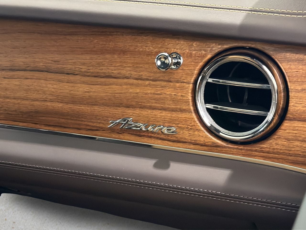 2027 Bentley Bentayga Azure