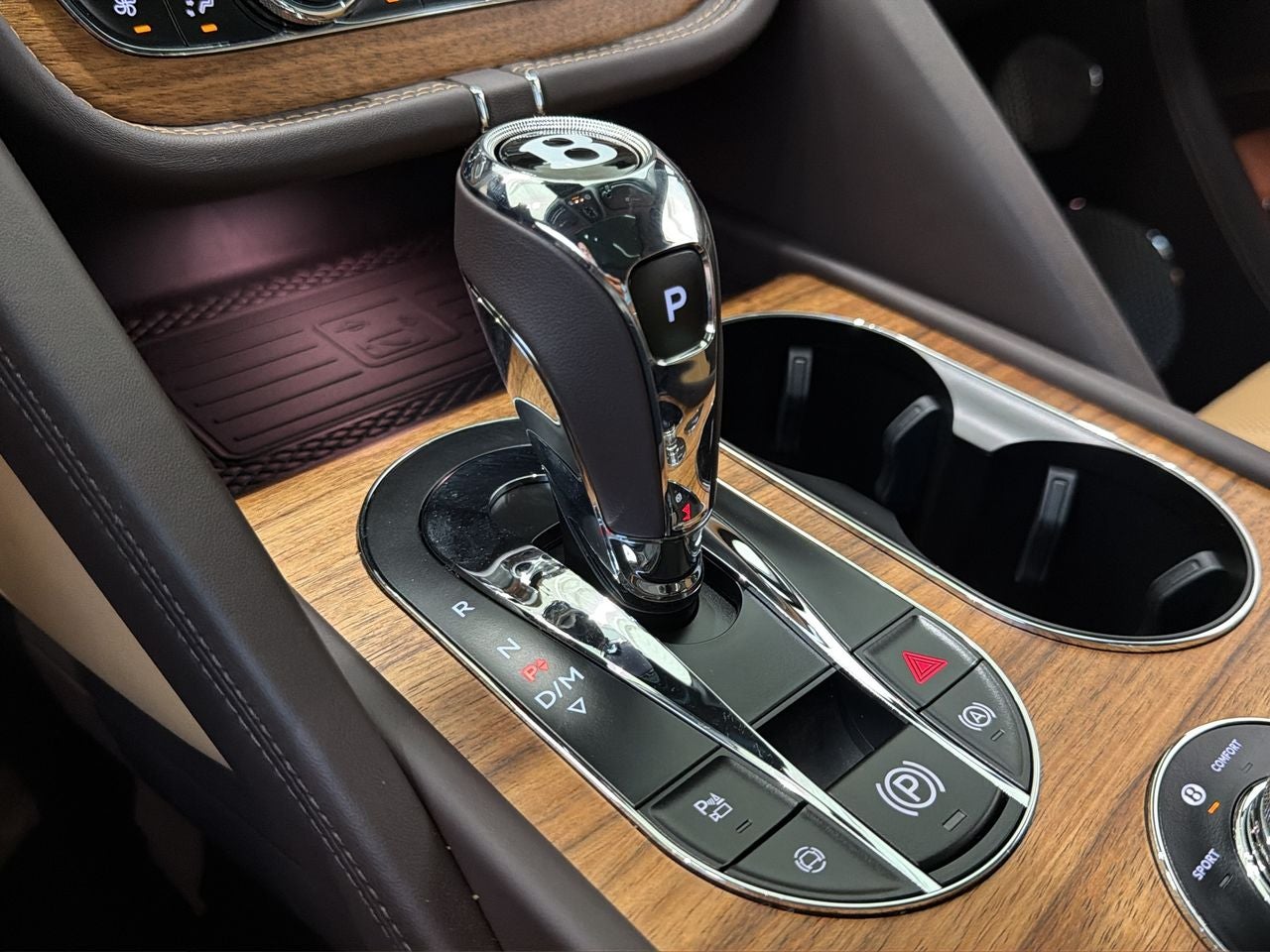 2027 Bentley Bentayga Azure