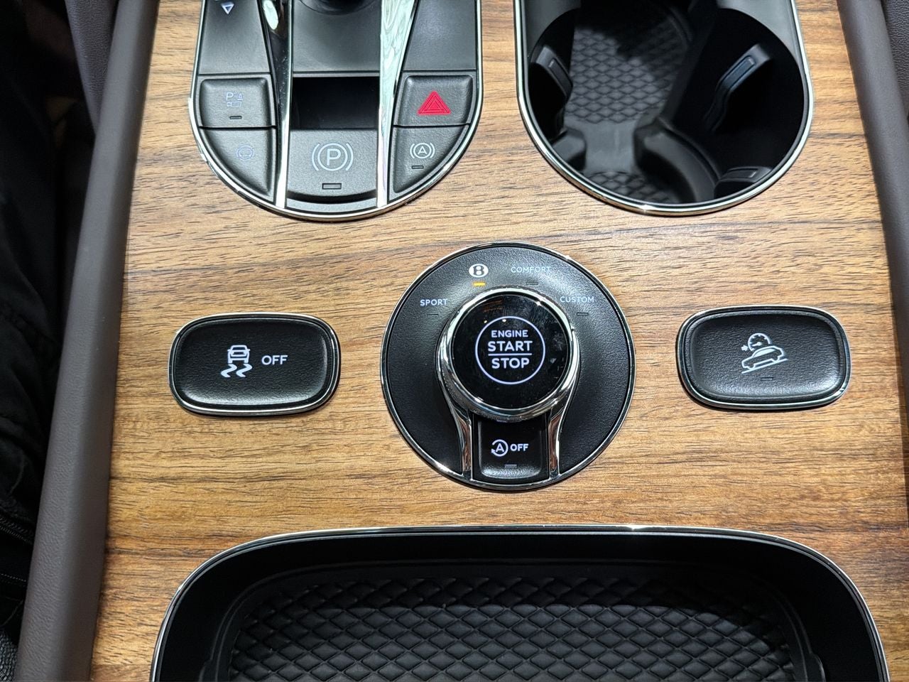 2027 Bentley Bentayga Azure