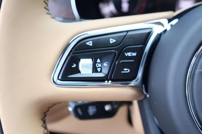 2025 Bentley Bentayga Azure V8