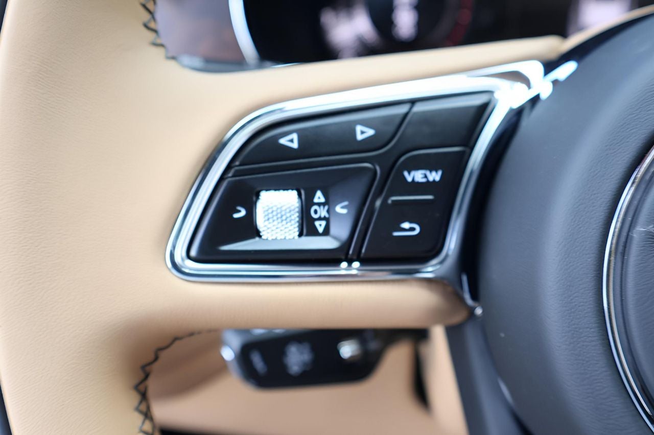 2025 Bentley Bentayga Azure V8