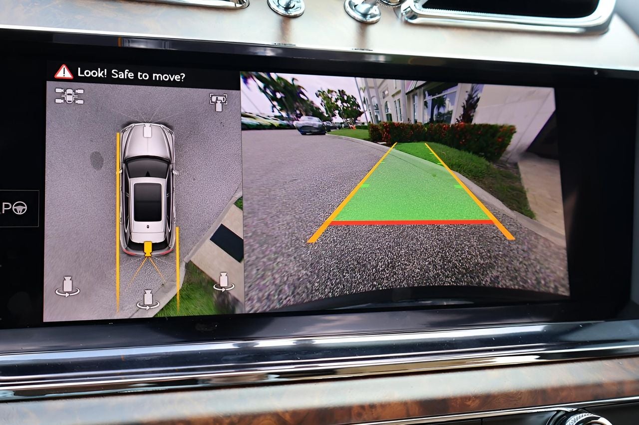 2025 Bentley Bentayga Azure V8