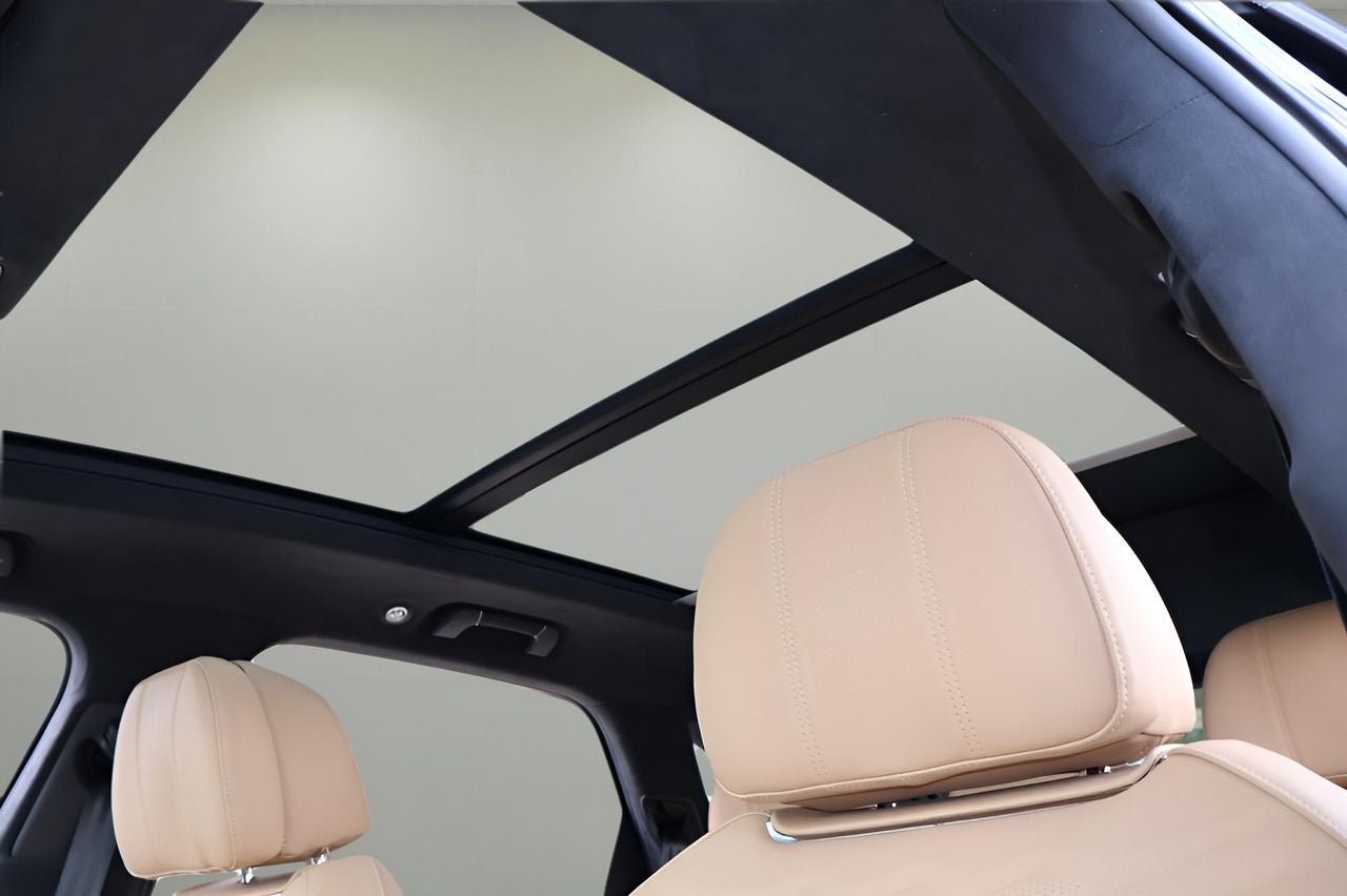 2025 Bentley Bentayga Azure V8