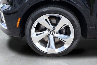 2025 Bentley Bentayga Azure V8