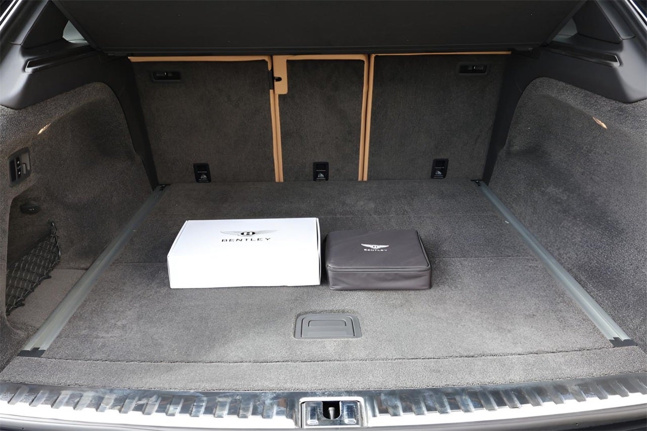 2025 Bentley Bentayga EWB Base