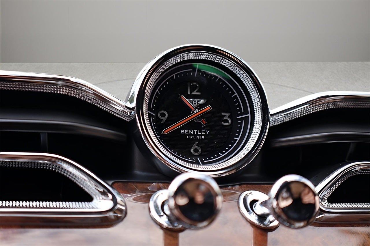 2025 Bentley Bentayga EWB Base