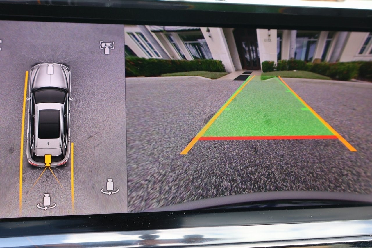 2025 Bentley Bentayga EWB Base