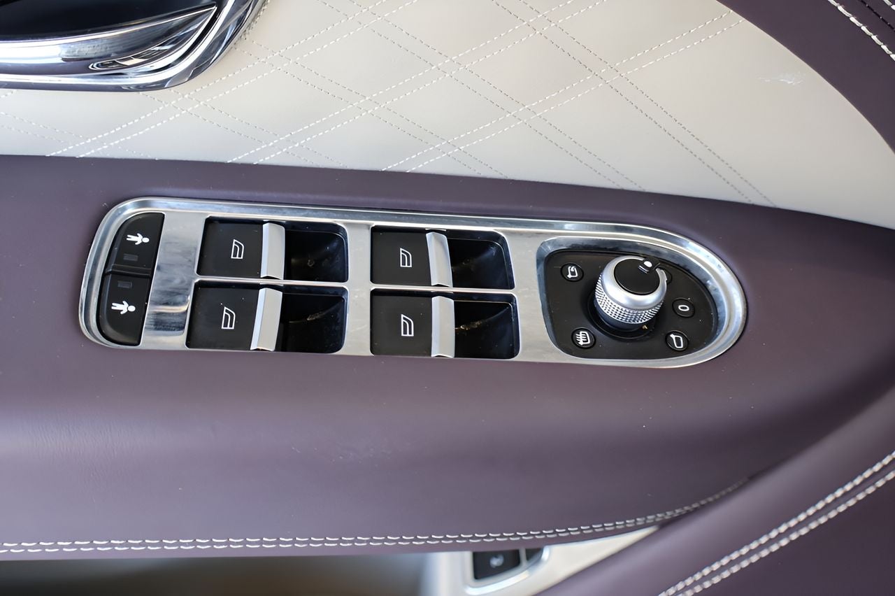 2023 Bentley Bentayga EWB Base