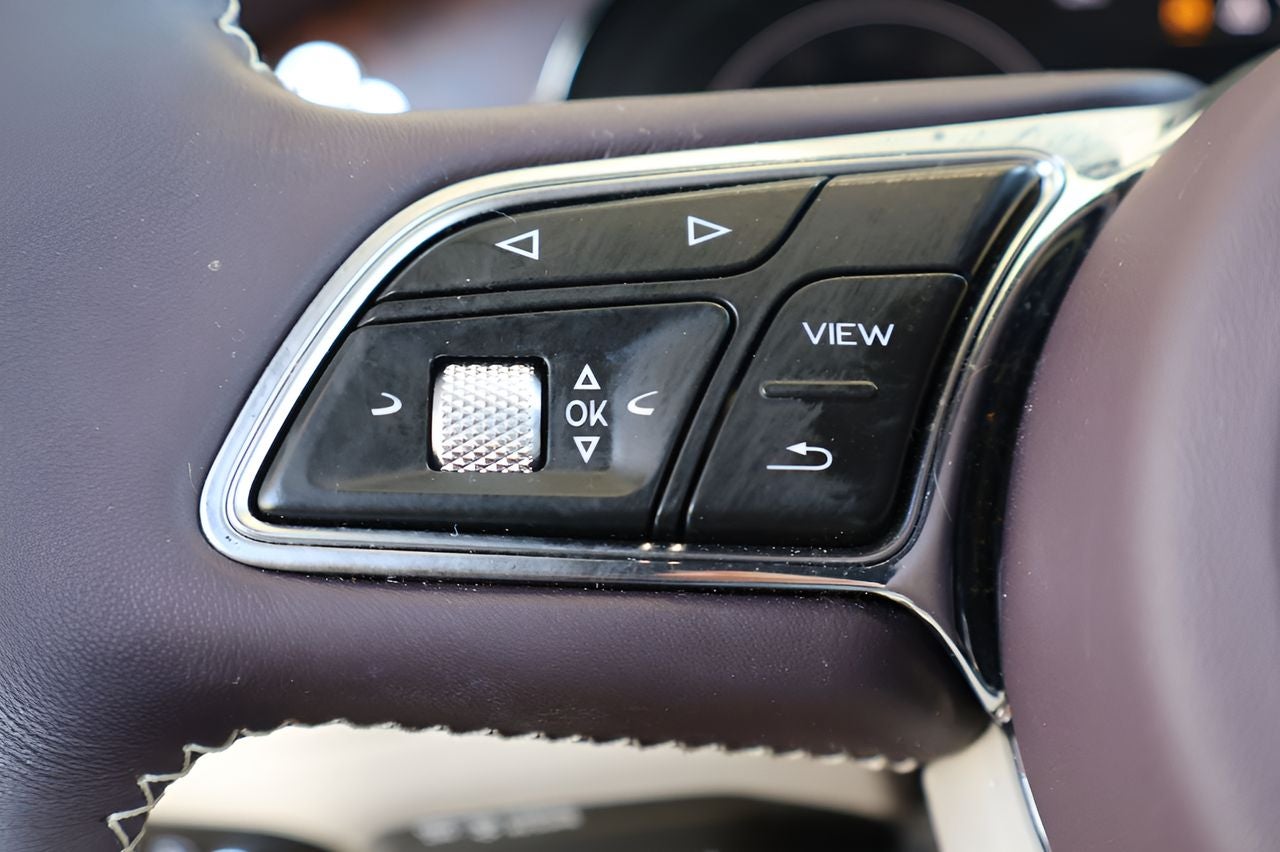 2023 Bentley Bentayga EWB Base