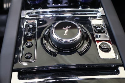 2027 Rolls-Royce Cullinan 