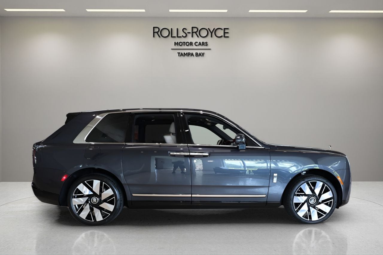 2027 Rolls-Royce Cullinan 