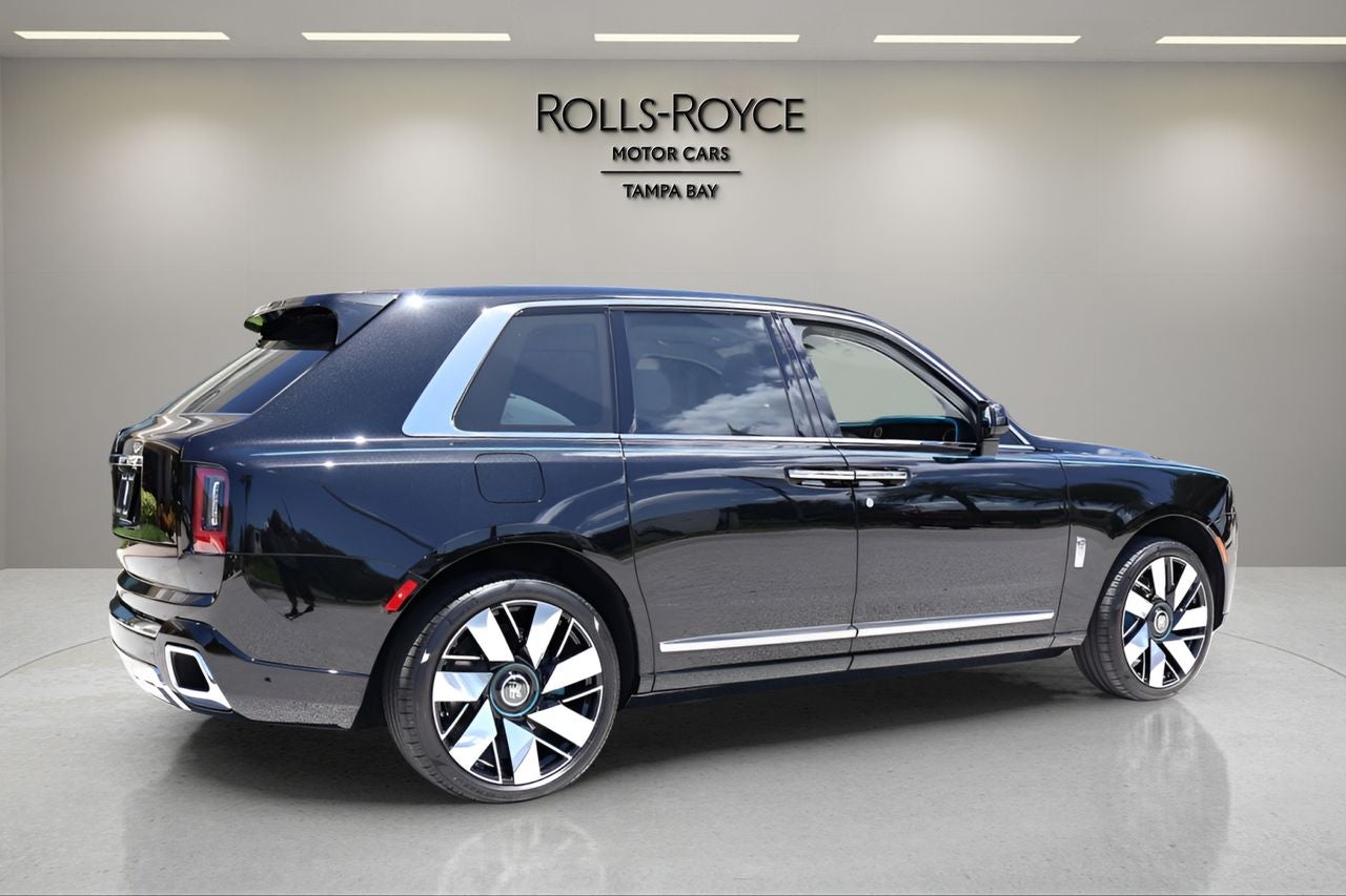 2027 Rolls-Royce Cullinan 