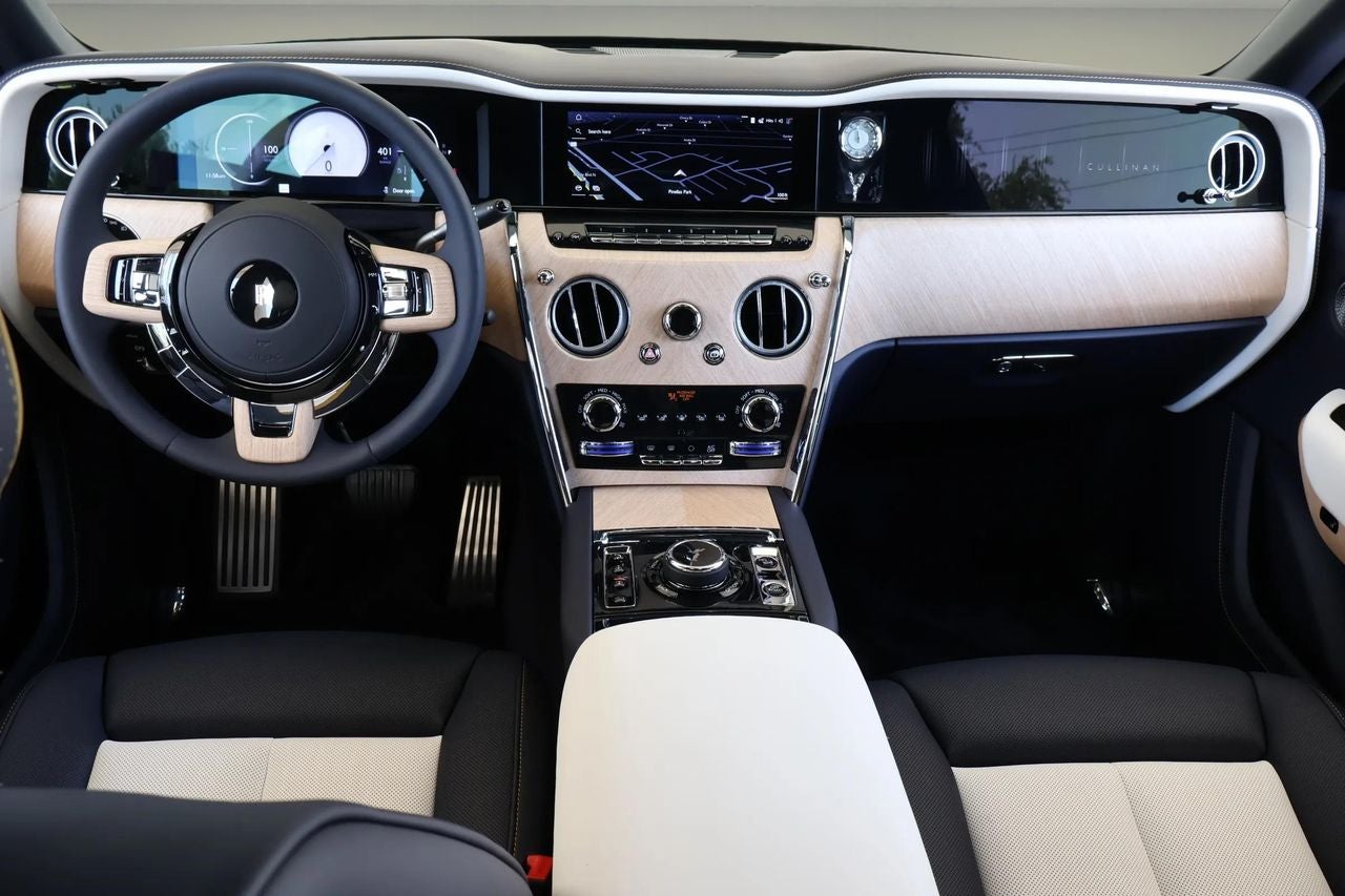2027 Rolls-Royce Cullinan 