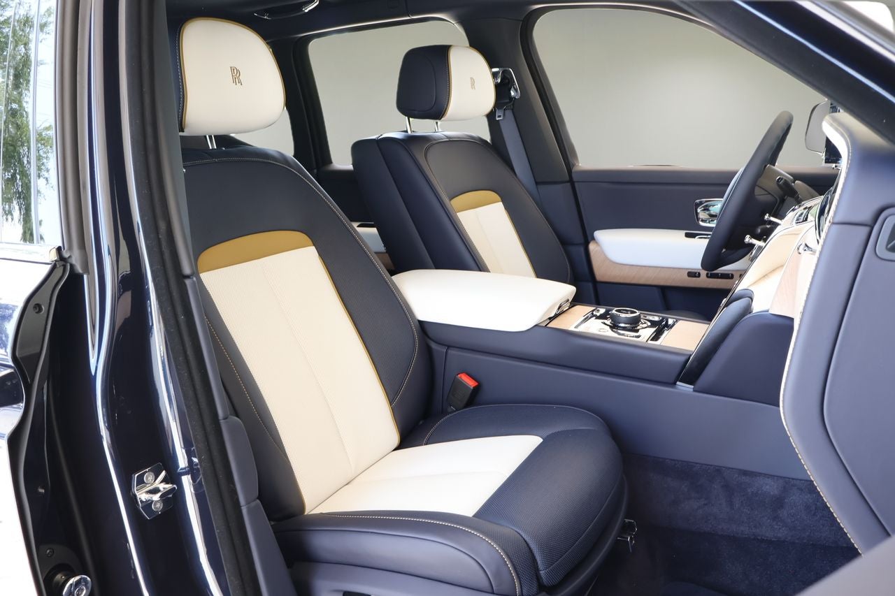 2027 Rolls-Royce Cullinan 