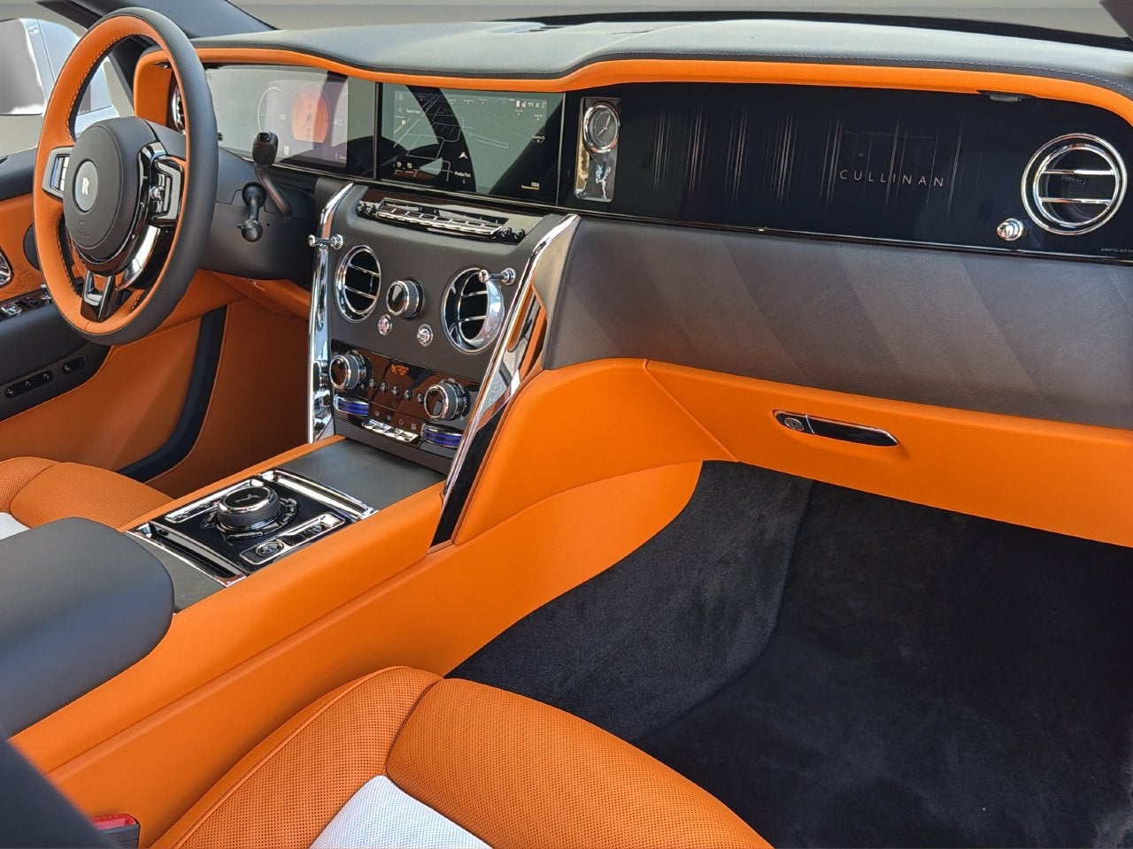 2027 Rolls-Royce Cullinan 