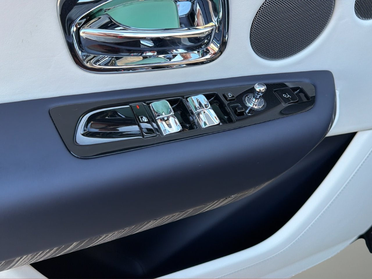 2027 Rolls-Royce Cullinan 
