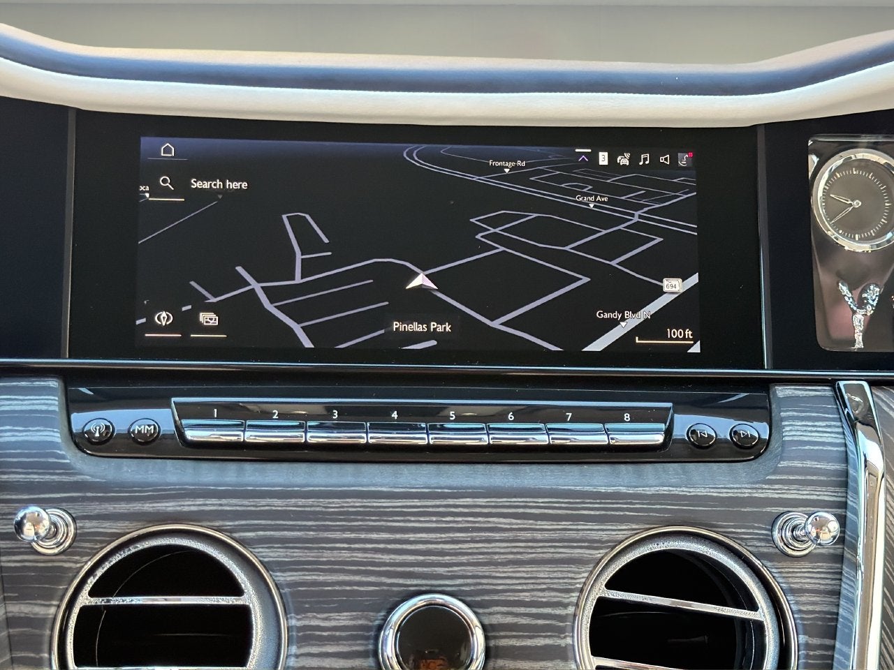 2027 Rolls-Royce Cullinan 
