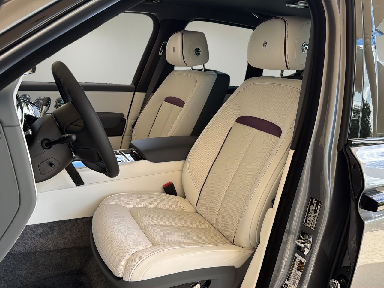 2027 Rolls-Royce Cullinan Black Badge