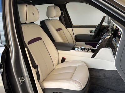 2027 Rolls-Royce Cullinan Black Badge