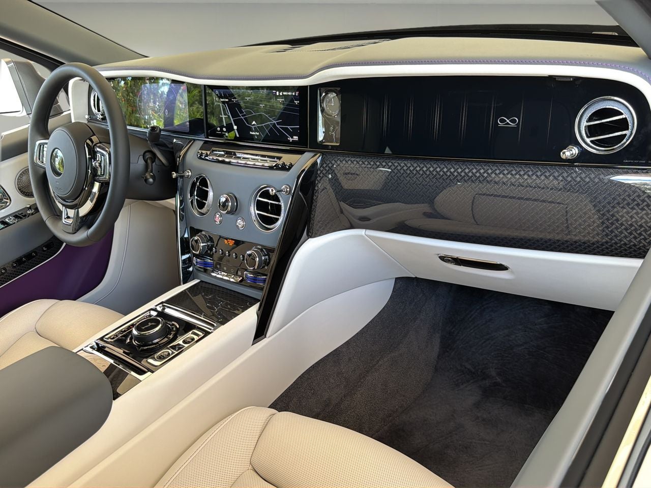 2027 Rolls-Royce Cullinan Black Badge