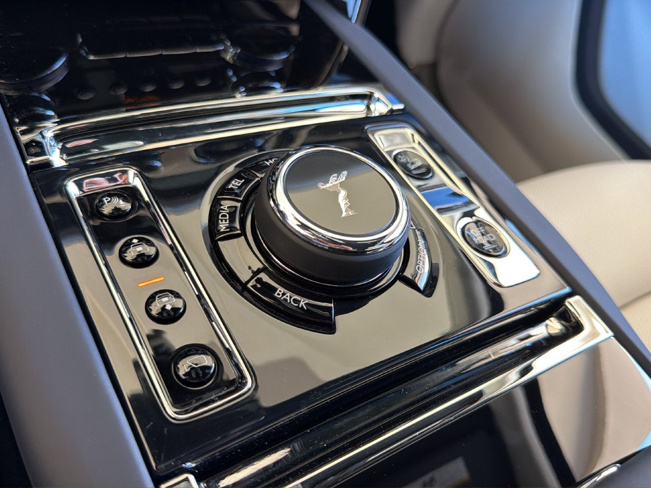 2027 Rolls-Royce Cullinan Black Badge