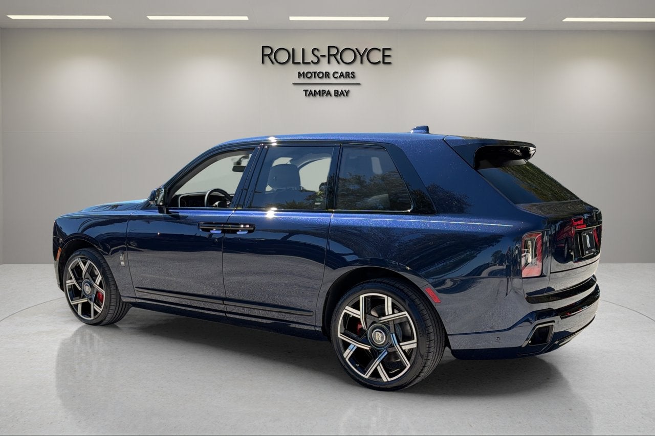 2027 Rolls-Royce Cullinan Black Badge