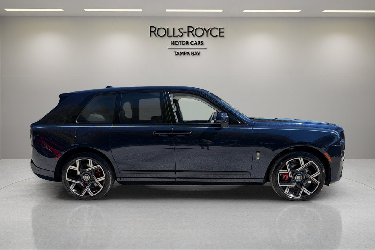2027 Rolls-Royce Cullinan Black Badge