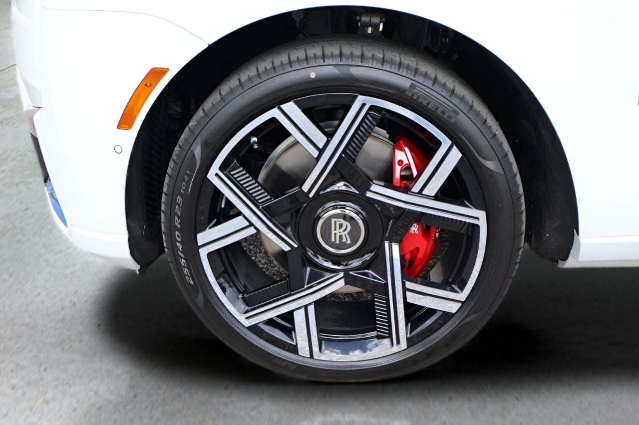 2026 Rolls-Royce Cullinan Black Badge