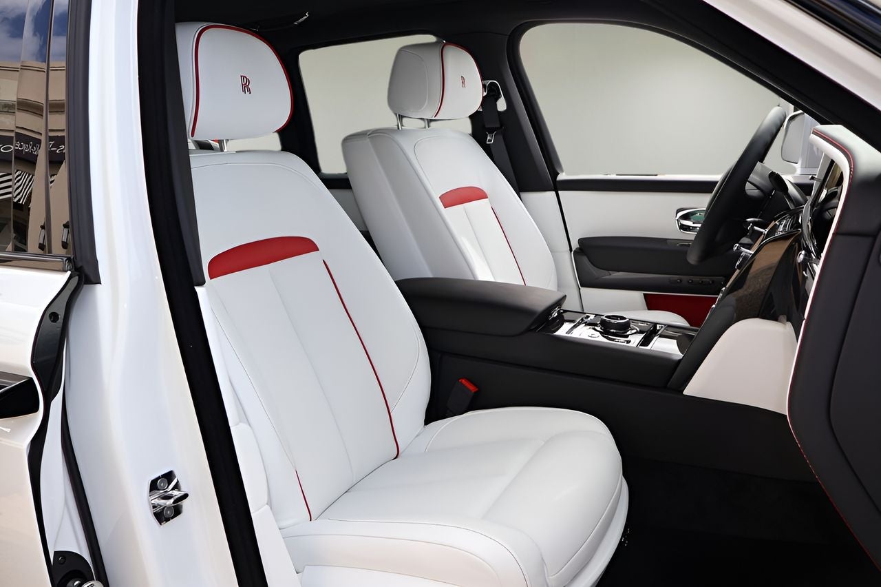 2026 Rolls-Royce Cullinan Black Badge