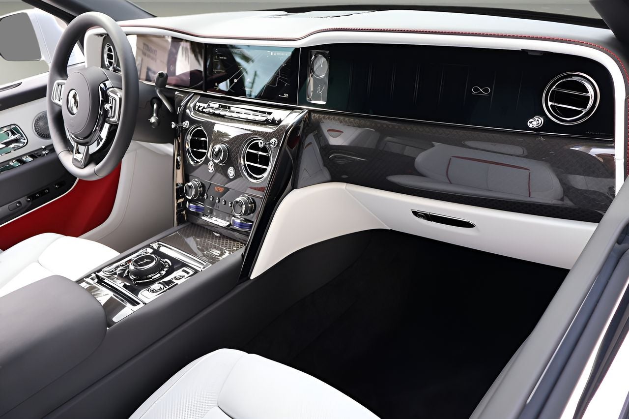 2026 Rolls-Royce Cullinan Black Badge