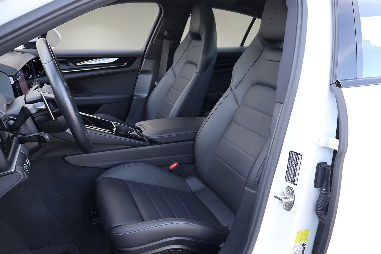 2024 Porsche Panamera 4