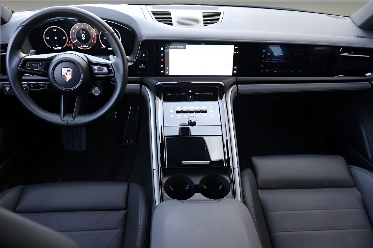 2024 Porsche Panamera 4