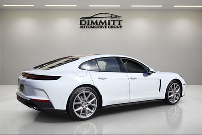 2024 Porsche Panamera 4