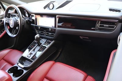 2024 Porsche Macan T