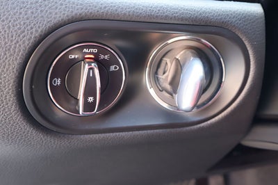 2024 Porsche Macan T