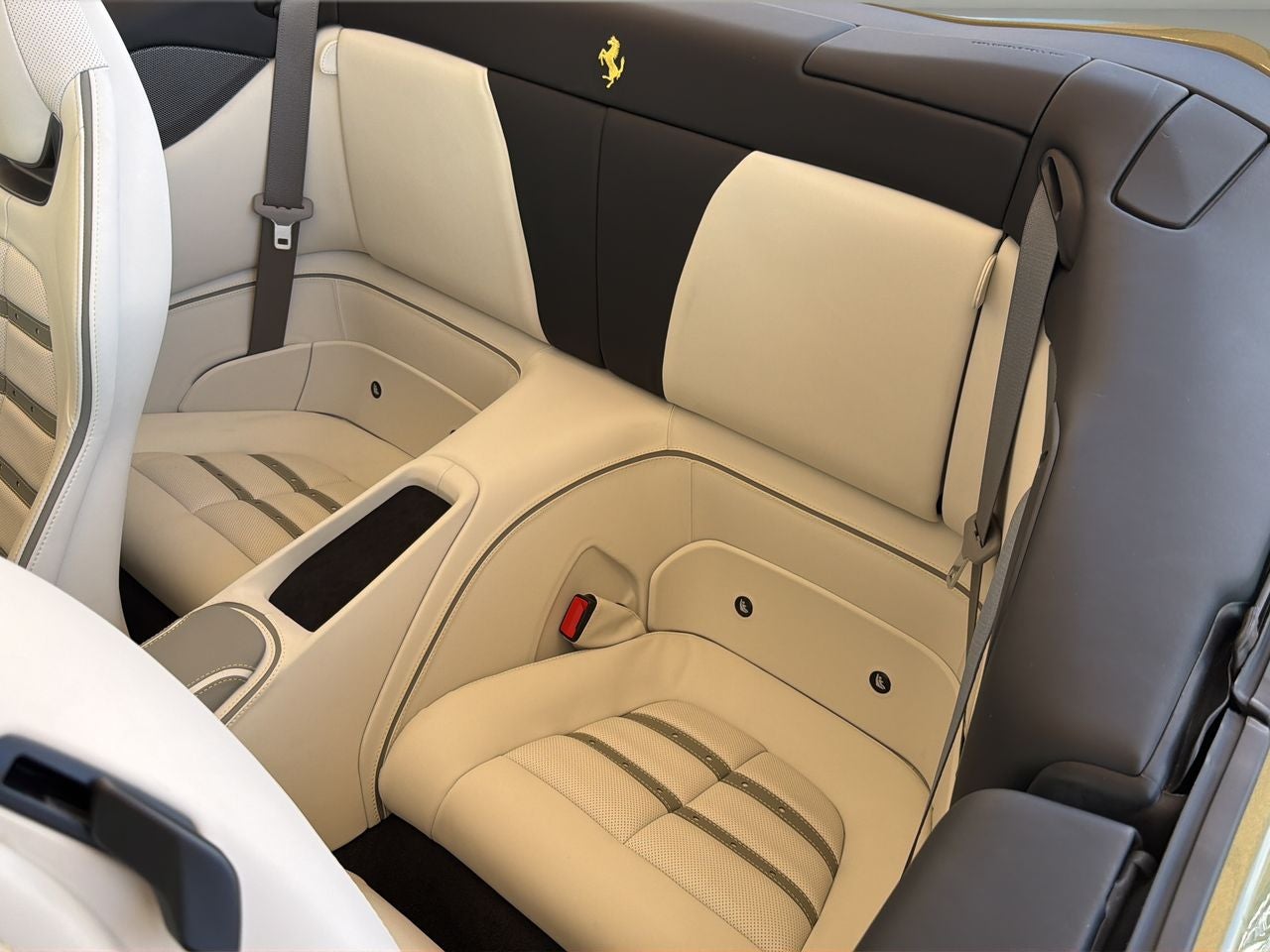 2023 Ferrari Portofino M Base
