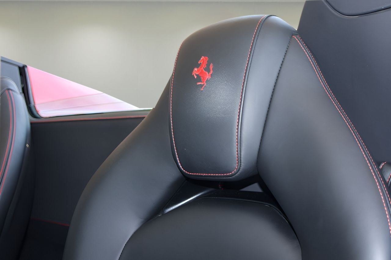 2018 Ferrari 488 Spider Base