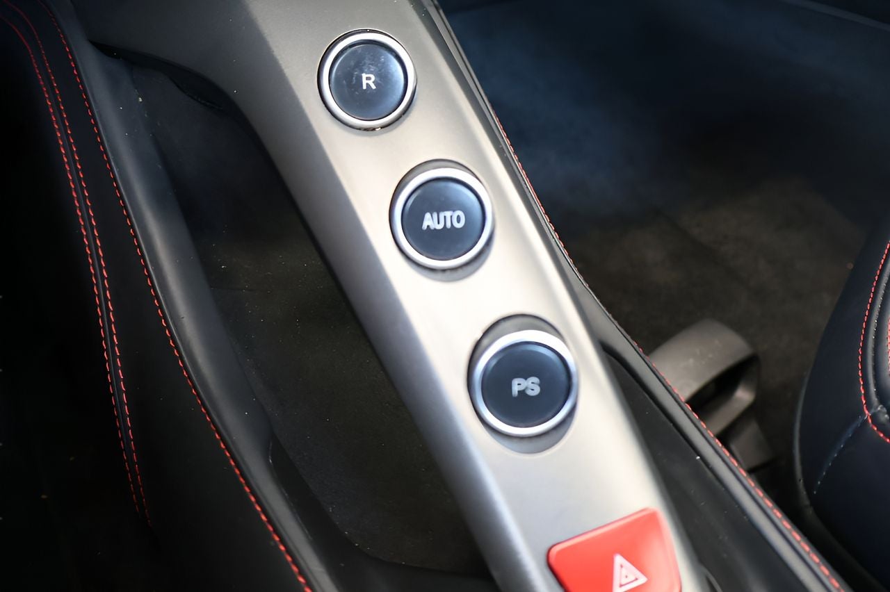 2018 Ferrari 488 Spider Base