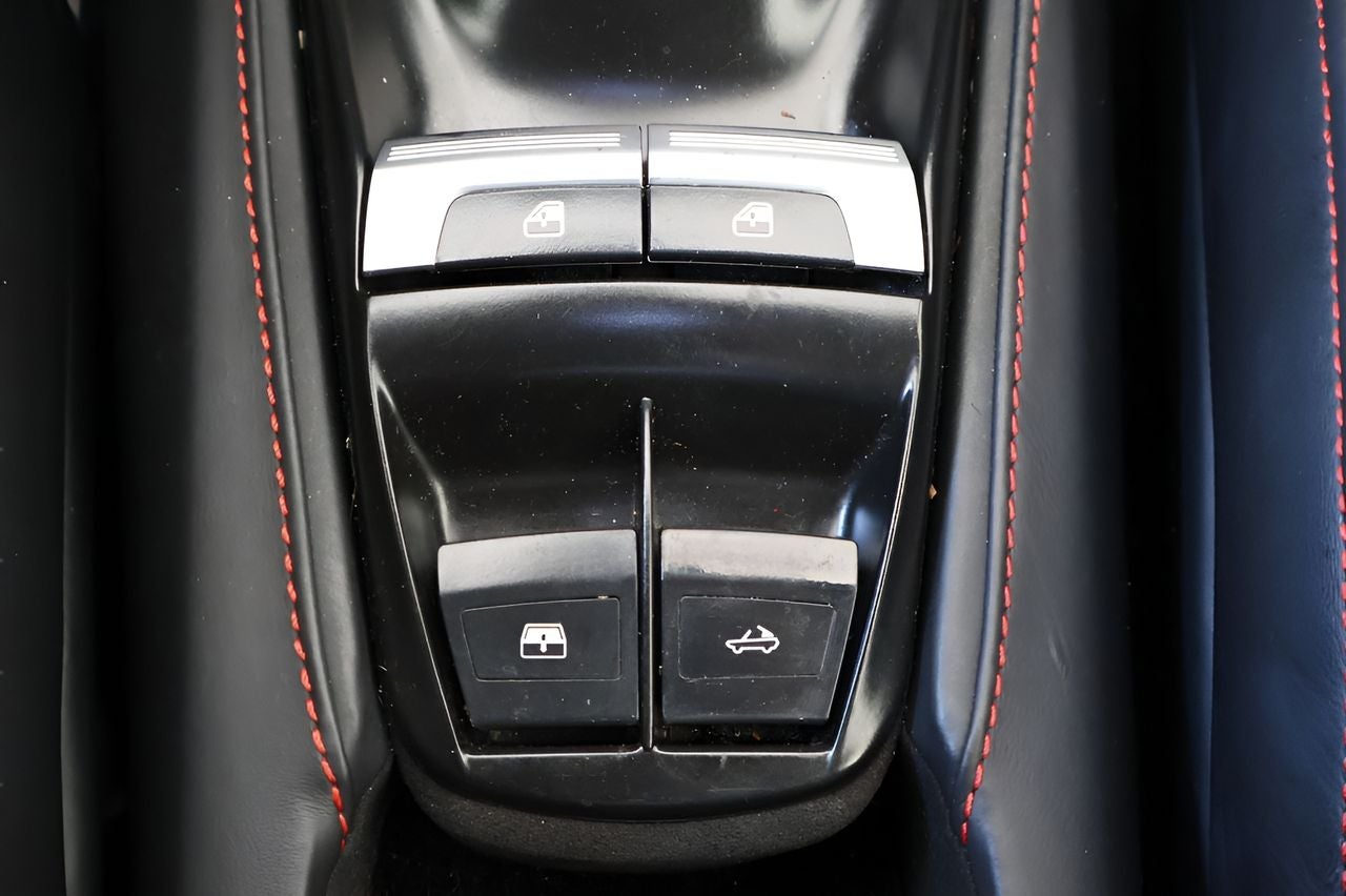 2018 Ferrari 488 Spider Base