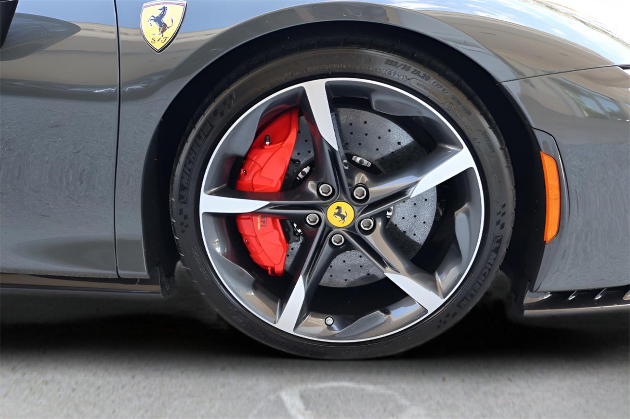 2021 Ferrari SF90 Stradale Base