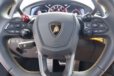2025 Lamborghini Revuelto Base