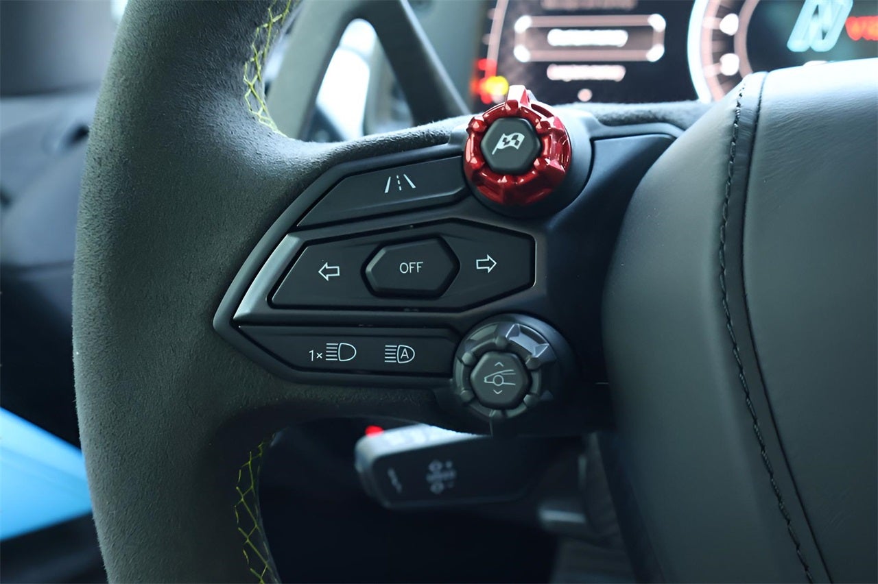 2025 Lamborghini Revuelto Base