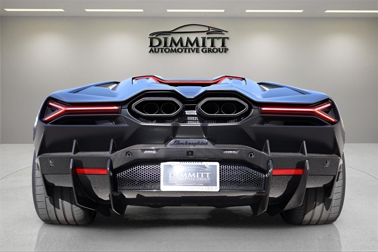 2025 Lamborghini Revuelto Base